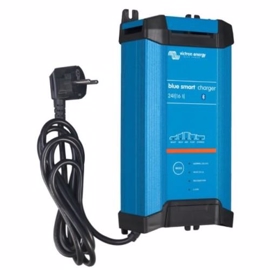 Victron Blue Smart IP22 laddare 12Ah 24V med 3 utgångar