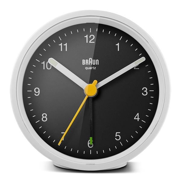 Braun BC12WB Analog väckarklocka med ljus och snooze, vit/svart