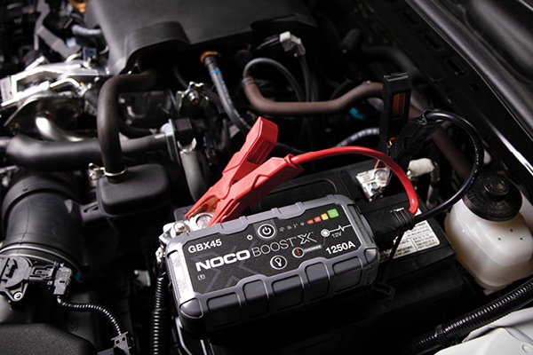 Noco Jumpstartere & Boostere – Kraftfulla och smarta lösningar för ditt fordon